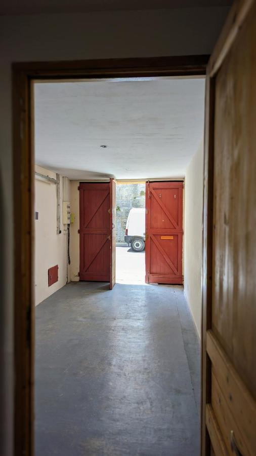 Maison De Village Avec Garage エーグ・モルト エクステリア 写真