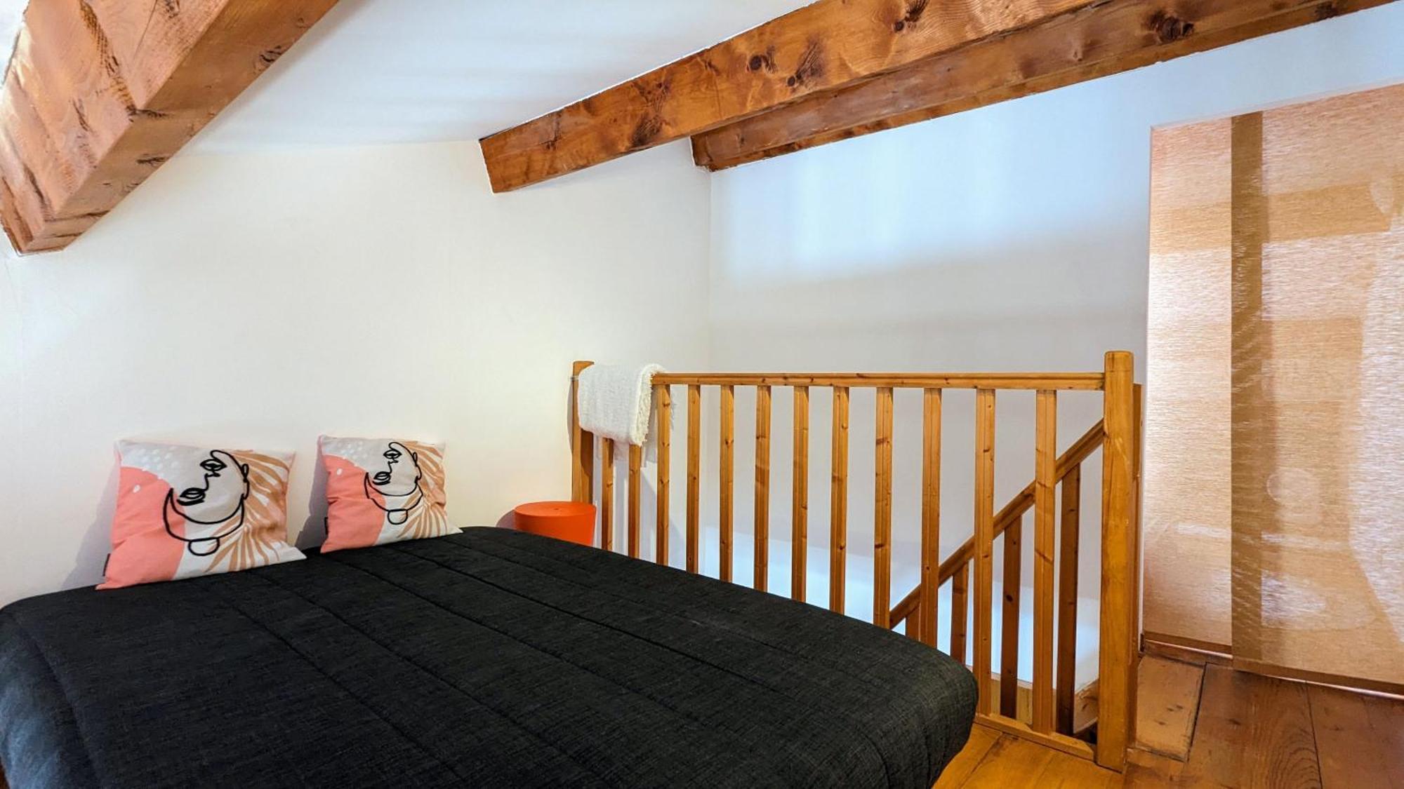 Maison De Village Avec Garage エーグ・モルト エクステリア 写真